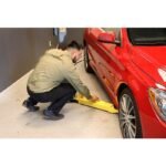 MaxJax M7K Portable Two-Post Lift - Image 11